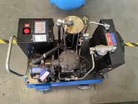 Compresseur d'air mobile intégré lubrifié de petite taille 7,5 kW à aimant permanent à vis avec réservoir double 120L 60L+60L
