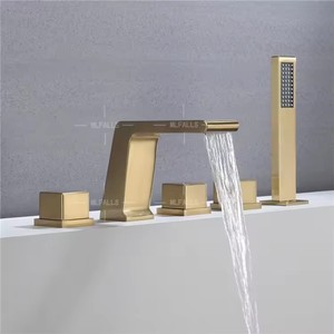 Dima montado en cubierta dorado 5 uds juego de grifo de bañera con ducha de mano manijas triples baño lluvia grifo mezclador de ducha de mano - Product Image 2