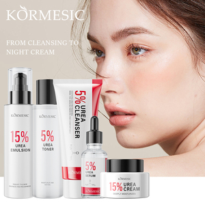 KORMESIC 120g venta al por mayor <span class=keywords><strong>crema</strong></span> <span class=keywords><strong>Facial</strong></span> hidratante nutritiva reparación calmante agua bloqueo 15% <span class=keywords><strong>Urea</strong></span> <span class=keywords><strong>crema</strong></span> <span class=keywords><strong>Facial</strong></span> - Product Image 2