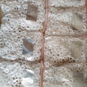 Высокотемпературное и коррозионно-стойкое белое пластиковое уплотнительное кольцо PTFE прокладка Tetrafluoro маленькая прокладка - Product Image 1