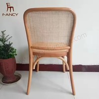 Chaises de salle à manger empilables en rotin et bois de caoutchouc de haute qualité, design traditionnel, pour hôtels, bureaux, appartements et maisons - Vente en gros