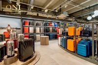 Meubles de magasinage pour bagages personnalisés, unité d'affichage de sacs murale sur mesure, vitrine