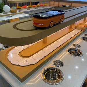 รถไฟซูชิแบบหมุนขนาดพิเศษพร้อมสายพานลำเลียงและสายพานลำเลียงซูชิ - Product Image 2