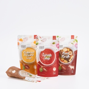 Op maat gemaakte transparante staande zakjes |   Voedselveilige, lekvrije verpakkingen voor vloeistoffen zoals sap, melk & water - Product Image 2