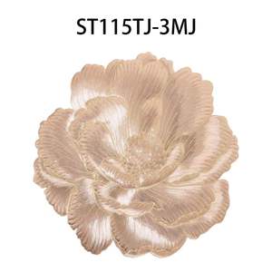 Vente en gros de napperons en PVC gaufré à fleurs 3D Set de dessous de verre en similicuir pour bol Décoration de table Tapis d'égouttage pour cuisine - Product Image 2