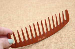 Pettine Antipidocchi Laser MJ Wood Yellow Palm a Denti Larghi, Districante e Antistatico per Barbiere - Product Image 2