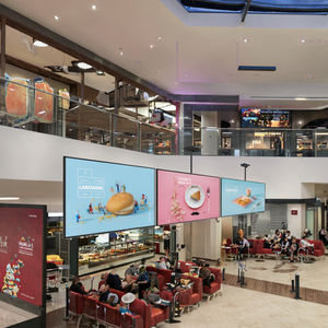 Pantalla LCD de 32 Pulgadas UHD para Menús de Restaurantes, Pantalla Completa, Negra, con 1 Año de Garantía, para Comida Rápida - Product Image 3