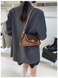 Bolso Bandolera Retro Vintage 2025 con Estampado para Mujer, Material PU de Alta Calidad, Versátil para Uso Diario - Product Image 4