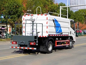 Global Distribution Foton 4X2 7CBM Water Carrier Truck for Landscape <b>Irrigation</b> and Emergency Water Supply - Product Image 5