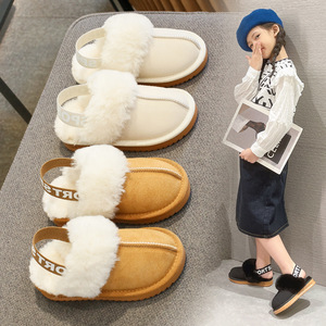 Nouveau modèle en cuir pour enfants pantoufles d'hiver chaudes en coton chaussures plates pour enfants pantoufles à fourrure avec sangle pour garçons et filles - Product Image 2