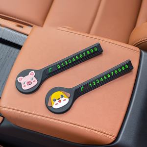 Plaque <span class=keywords><strong>de</strong></span> voiture <span class=keywords><strong>de</strong></span> stationnement temporaire <span class=keywords><strong>de</strong></span> carte <span class=keywords><strong>de</strong></span> numéro <span class=keywords><strong>de</strong></span> téléphone portable automatique <span class=keywords><strong>de</strong></span> logo personnalisé d'usine en matériel en caoutchouc plaque d'immatriculation <span class=keywords><strong>de</strong></span> stationnement <span class=keywords><strong>de</strong></span> voiture - Product Image 1