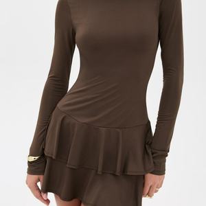 เดรสสั้นทรงเอไลน์สีน้ำตาลสวยหรูสำหรับผู้หญิง กระโปรงจีบระบายสองชั้นแบบเซ็กซี่ เสื้อผ้าลำลอง - Product Image 4