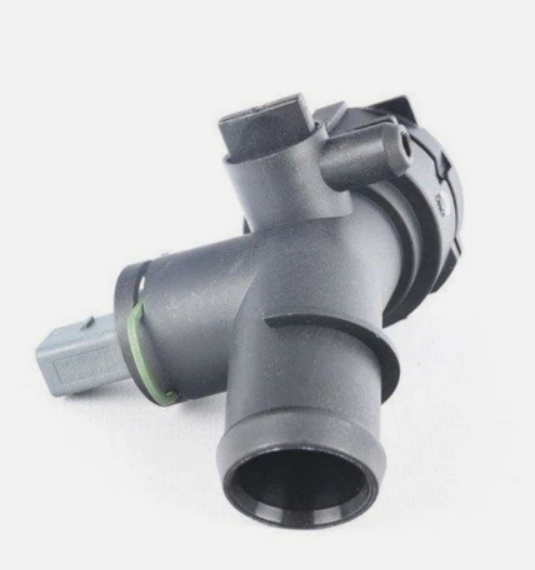 ESAEVER Radiator Water Hose Connector 8K0122293AE for Audi 1970