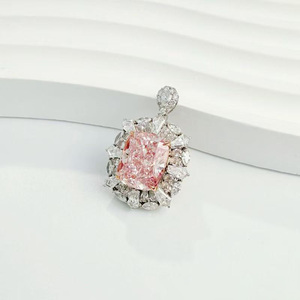 Deslumbrante <span class=keywords><strong>Anillo</strong></span> de Compromiso con Diamante <span class=keywords><strong>Rosa</strong></span> de Corte Cojín de Laboratorio Premium en <span class=keywords><strong>Oro</strong></span> Blanco y <span class=keywords><strong>Rosa</strong></span> de 18K, <span class=keywords><strong>Anillo</strong></span> de Diamante de Laboratorio para Mujer - Product Image 3
