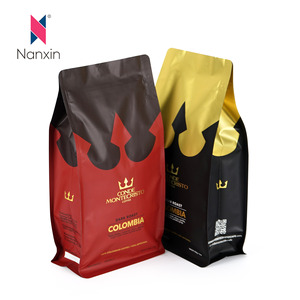 Venta al por mayor de lujo personalizado Mini 1kg 50kg goteo verde grano de <span class=keywords><strong>café</strong></span> suave al tacto válvula Kraft blanco Stand up bolsa Mylar bolsas para <span class=keywords><strong>café</strong></span> - Product Image 1