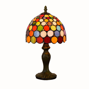 Usine chinoise en gros personnalisé européen Vintage vitrail motif <span class=keywords><strong>libellule</strong></span> abat-jour <span class=keywords><strong>Tiffany</strong></span> <span class=keywords><strong>lampe</strong></span> de table Flexible AC - Product Image 1
