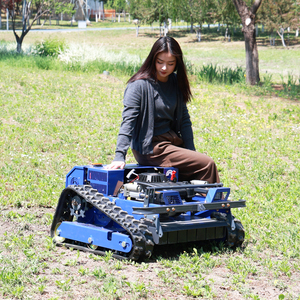 Robot Rasaerba Telecomandato per Pendenze Ripide, Tagliaerba Cingolato RC Anti-Ribaltamento per Aree Verdi, Montagne e Frutteti - Product Image 2