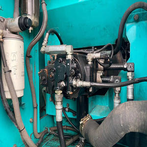 Excavatrice d'occasion Kobelco Sk130 de 13 tonnes, origine Japon, excavatrice à chenilles moyenne, d'occasion - Product Image 5