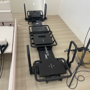 Mini Pro Fitness Microformer Compact <span class=keywords><strong>Machine</strong></span> d'entraînement à domicile pour l'exercice complet du corps <span class=keywords><strong>Pilates</strong></span> Studio en vente - Product Image 3