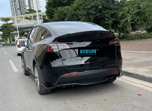 Kits de cuerpo de difusor de labio de parachoques trasero de estilo V de fibra de carbono de alta calidad alerón de coche para <span class=keywords><strong>Tesla</strong></span> Model Y 2021-UP - Product Image 6