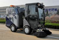 Balayeuse électrique pure à châssis articulé de 2 tonnes avec système de balayage et aspiration, système de dépoussiérage de sacs et bac à déchets standard de 240 L