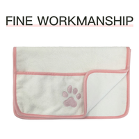 Serviette pour animaux de compagnie super absorbante en microfibre, serviette de séchage pour chien, serviette de bain douce pour tous les chiens et chats avec empreinte de patte brodée