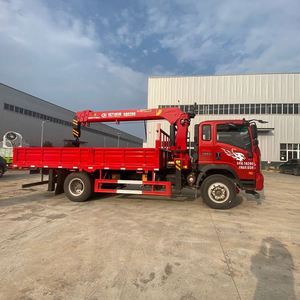 Grue à flèche droite hydraulique Sinotruk de 7 tonnes pour la construction routière municipale - Product Image 5