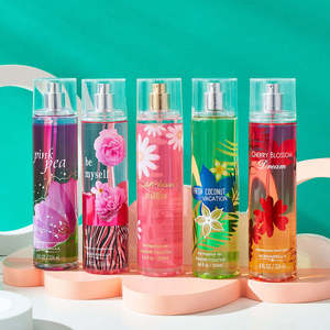 Spray Corporel <span class=keywords><strong>Parfum</strong></span>é Écologique Longue Durée pour <span class=keywords><strong>Femme</strong></span> 236ml – <span class=keywords><strong>Parfum</strong></span> Floral Fruité de Haute Qualité – Marque Privée – <span class=keywords><strong>Prix</strong></span> de Gros - Product Image 1