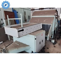 Qingdao machine de peignage de laine de coton non tissée de qualité automatique machine de cardage de laine de fibre
