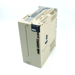 Trong kho ban đầu và mới Yaskawa <span class=keywords><strong>servo</strong></span> ổ đĩa SGDV-330A01A - Product Image 1