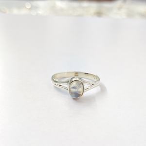 Bague en pierre de lune, argent sterling 925, bague en pierre précieuse, bague en pierre de lune réglable, collection artisanale, bagues fines, bijoux en argent, prix de gros - Product Image 2