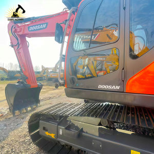 Excavadora de Orugas Doosan DX225LC de Segunda Mano, Modelo 2023, 229 Toneladas de Peso Operativo, Cucharón de 1.40m, Potencia de 125kW, Usada - Product Image 4