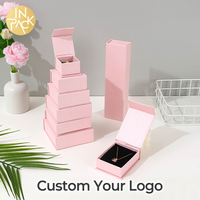 Boîte d'emballage magnétique personnalisée pour bijoux, boîte cadeau de luxe miniature pour bijoux, petite boîte organisatrice de bijoux avec logo personnalisé