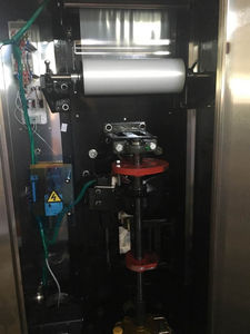 Máquina Empacadora Vertical Automática DXDF60C VFFS para Líquidos como Leche, Vinagre, Salsa de Soya, Envase de Plástico, 1-100 ml, 40-60 Bolsas/min, 200 kg, Agua, Aceite - Product Image 4