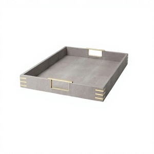 Bandeja para servir comida de cuero de diseño clásico Bandeja para servir té y café de forma cuadrada de la mejor calidad para uso doméstico - Product Image 1