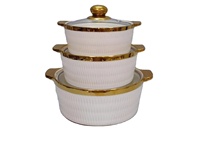 Ensemble de trois marmites à soupe en céramique blanche multifonctionnelles à prix de gros pour dîner et réceptions, idéales pour servir soupes et plats.