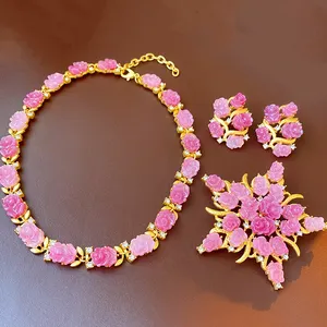 Kaimei-pendientes de flores con diamantes de imitación, joyería de moda de 100 diseños, Vintage, Medieval, oro, rosa, resina, juegos de pendientes