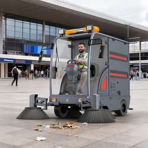 Balayeuse autoportée à batterie Wachtel ST16 pour le nettoyage des rues et la collecte des feuilles avec pistolet à eau - Product Image 6