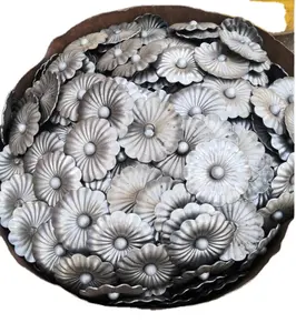 Штампованные листья, штампованные цветы, декоративный элемент кованого железа для кованых железных ворот или кованых перил