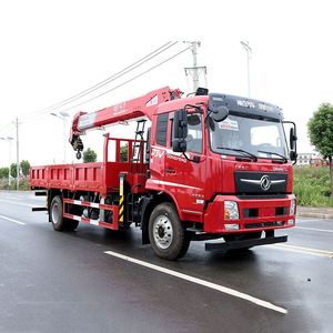 Camion grue de construction Dongfeng D3V 4*2 avec flèche droite Changxing de 8 tonnes, levage puissant et utilisation pratique - Product Image 4