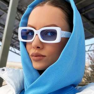 Lunettes de soleil rectangulaires de luxe 2023 pour hommes et femmes, protection UV400, avec motif lettre X - Product Image 2