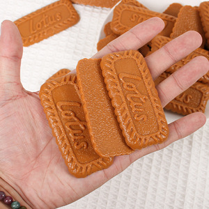 Biscuits belges au caramel simulés, snacks simulés, modèles alimentaires, décorations de gâteaux, ornements, pinces à cheveux DIY, accessoires - Product Image 4