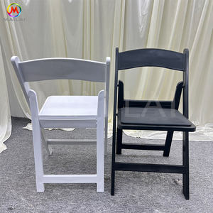 Venta al por mayor apilable jardín boda evento acolchado plástico blanco resina silla plegable - Product Image 1