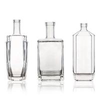 Bouteille à liqueur carrée haut de gamme en verre flint 500ml/700ml/750ml – Contenant transparent pour spiritueux (Vodka, Whisky, Gin)