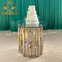 Nouvelle conception de table à gâteau de mariage moderne avec base ronde, couleur personnalisable, pieds en acier inoxydable et plateau en verre