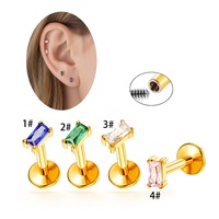 Anting-anting titanium ASTM F136 G23 berulir dalam, bentuk persegi, dengan CZ flat back, untuk tindik labret, helix, tragus, daith, dan lobe.