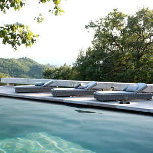 Tumbona para Exteriores, Silla de Piscina, Mimbre Blanco, Reclinable, Cama de Playa, Resistente a los Rayos UV, Muebles de Jardín - Product Image 4