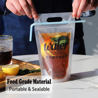 Poche à eau biodégradable Doypack personnalisée en gros sac d'emballage de jus de boisson potable de l'eau en sac portable en plastique PE pour boisson