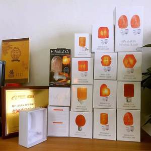 塩ランプ、天然ヒマラヤ産空気清浄塩ナイトライト（電球2個付き（カラフルな電球1個）、11.2オンスのミニ手彫りランプ付き） - Product Image 3