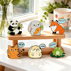 Autocollants personnalisés pour téléphone, badges et broches en métal émaillé souple, motifs animaux mignons et originaux, créatures de dessin animé amusantes, mèmes, pour équipes, faible MOQ - Product Image 4